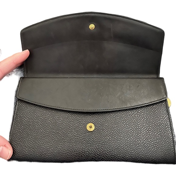 Chanel Timeless CC Black Leather Wallet - Picture 4 of 13